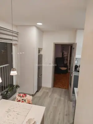 Stan 5. kat, Šijana, lift i terasa 6 m² - 6