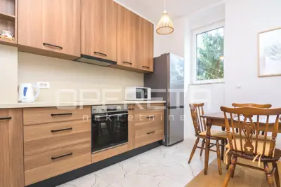 Wohnung zur Miete in Centar, 71 m² - 3