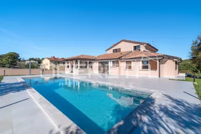 Istria, Vrsar, beautiful spacious villa with a pool and tavern - 2