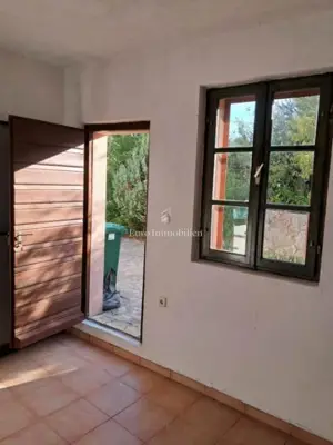Ždrelac - kuća s okućnicom na mirnoj lokaciji - 5