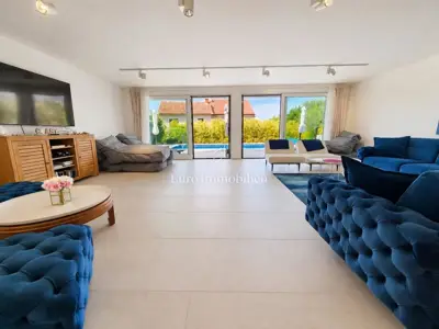 Villa 212 m², Malinska na Krku - pogled na more i bazen - 8