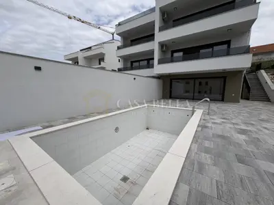 Haus zum Kauf in Dramalj, 127 m²