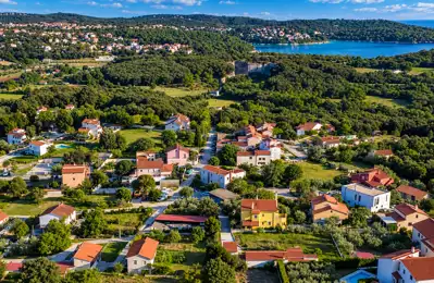 Building plot, Vintijan - by the road and infrastructure - 6
