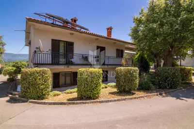 Haus in Labin, ruhige Lage und privater Gartenbereich