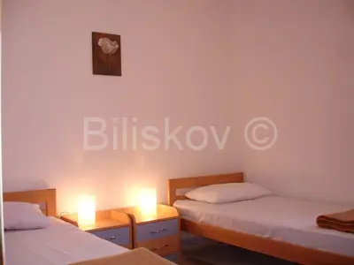 Apartmanska kuća 400 m², Mirca uz more i pogled na plažu - 16