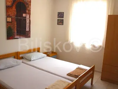 Apartmanska kuća 400 m², Mirca uz more i pogled na plažu - 8