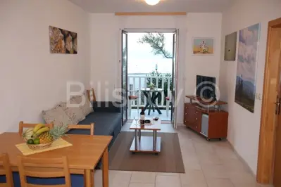 Apartmanska kuća 400 m², Mirca uz more i pogled na plažu - 14
