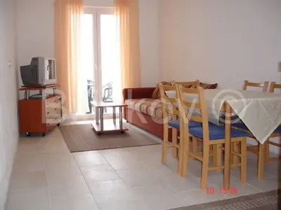 Apartmanska kuća 400 m², Mirca uz more i pogled na plažu - 10