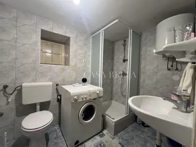 Haus zum Kauf in Novi Vinodolski, 180 m² - 18