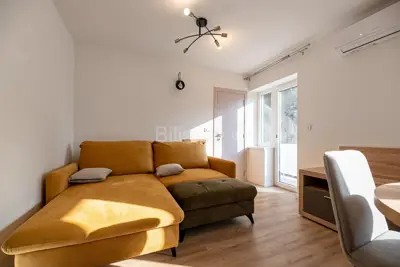 Šalata, 3soban stan, 2x balkona, spremište - 2