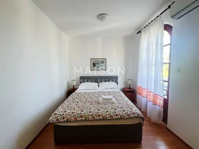 Villa on Rab, Barbat na Rab - 5 apartments and yard - 18