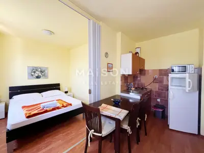 Villa on Rab, Barbat na Rab - 5 apartments and yard - 17