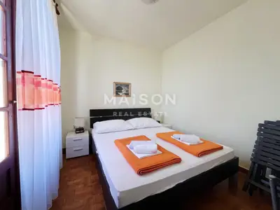 Villa on Rab, Barbat na Rab - 5 apartments and yard - 16