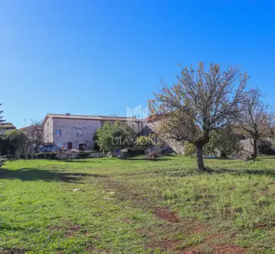 Stone house 190 m², Rovinj - peaceful surroundings
