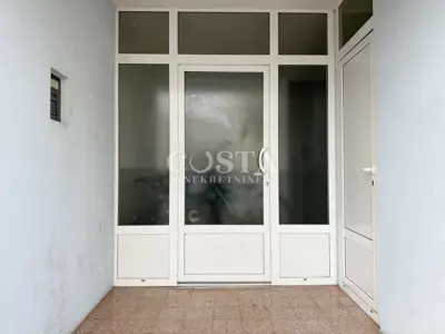 Apartment 57 m², Višnjik Zadar - furnished and renovated - 12