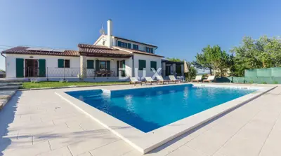 Villa 220 m², Hrboki - pool and grounds 1,900 m² - 6