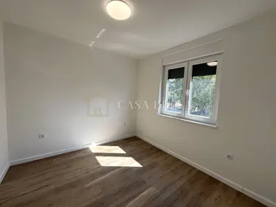Stan 61,67 m², Novi Vinodolski - pogled na more i lođa - 7