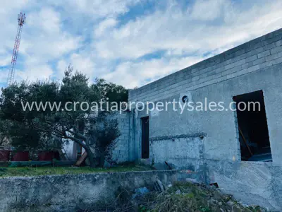 Kuća, Brač, 287 m², 495 000 € - 9