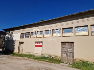 Poslovni prostor 280 m², Kršan - staro kino
