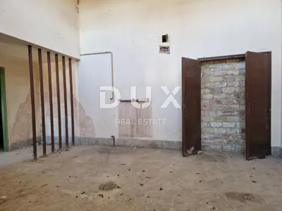 Poslovni prostor 280 m², Kršan - staro kino - 10