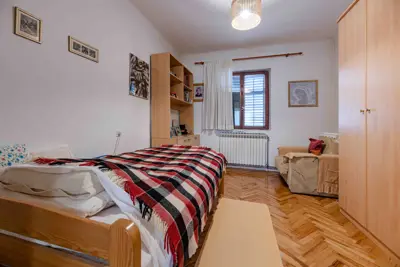 Zagreb, Trešnjevka, dvoetažna kuća 144 m² - 11