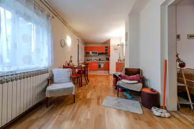 Zagreb, Trešnjevka, dvoetažna kuća 144 m² - 2