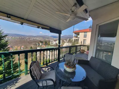 House for sale in Vrhovec, 580 m²