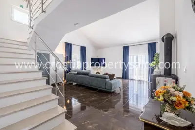 Haus, Kaštela, 386 m², 850 000 € - 4