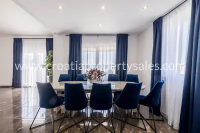 Haus, Kaštela, 386 m², 850 000 € - 3