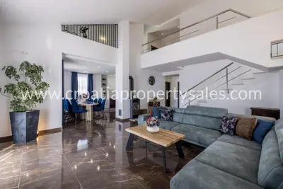 Haus, Kaštela, 386 m², 850 000 € - 5