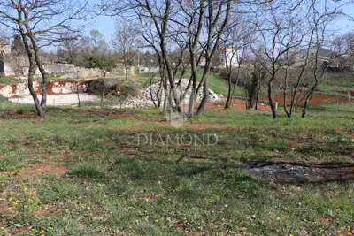 Building plot in Marčana, quiet location and infrastructure nearby - 3