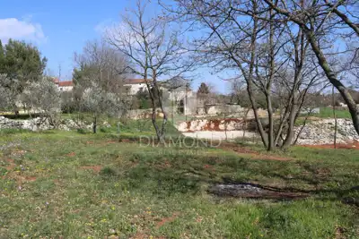 Building plot in Marčana, quiet location and infrastructure nearby - 5