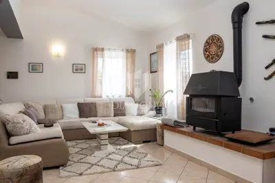 Kuća 156 m², Rovinj - prizemnica s okućnicom - 2