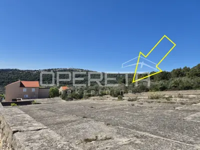 Građevinsko zemljište 1.105 m², Žirje, 400 m od mora