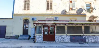 Two commercial spaces in a sought-after location in Pula! - 7