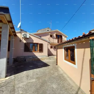 Kuća 90 m², Pula - dvorište i natkrivena terasa - 3