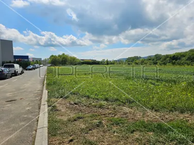 Baugrundstück 5 147 m², Bobovica - Gewerbezone Gradna - 4