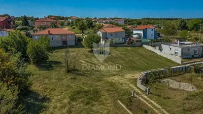 Građevinsko zemljište 1.328 m², Umag - mirna lokacija - 6