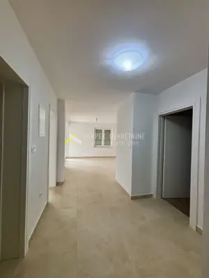 Stan u Povilama, 200 m od mora, 2 spavaće sobe - 2