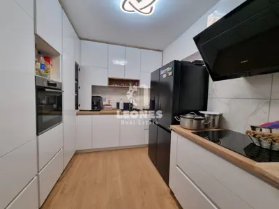 House, Umag, 3 residential units and 4 parking spaces - 4