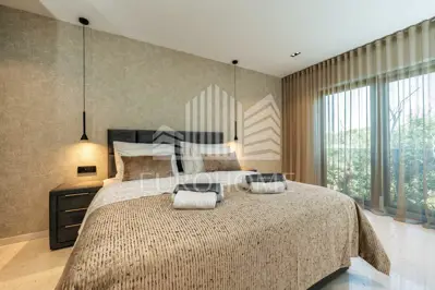 Vila 370 m², Privlaka - panoramski pogled na more - 20