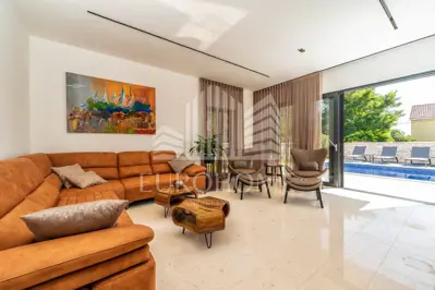 Vila 370 m², Privlaka - panoramski pogled na more - 12