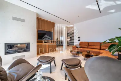 Vila 370 m², Privlaka - panoramski pogled na more - 14
