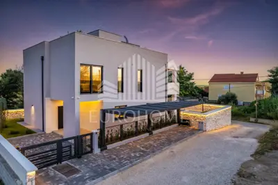 Vila 370 m², Privlaka - panoramski pogled na more - 5