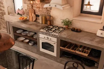 Kamena kuća 190 m², Pučišća - 6 km od mora - 8