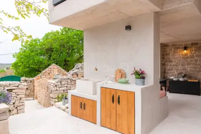 Kamena kuća 190 m², Pučišća - 6 km od mora - 4