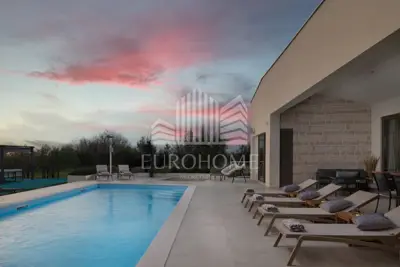 Haus 316 m², Smoković bei Zadar, Pool und Jacuzzi - 14