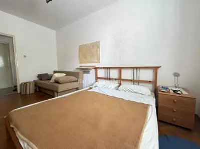 Kuća u Novalji, 708 m² okućnice i 6 parkirnih mjesta - 8