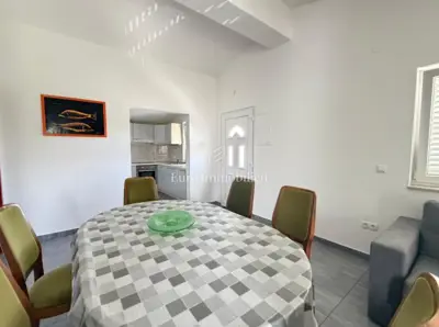 Kuća u Novalji, 708 m² okućnice i 6 parkirnih mjesta - 21