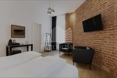7-sobni stan uz Tomislavac | 160 m² | 16,50 €/m² - 5